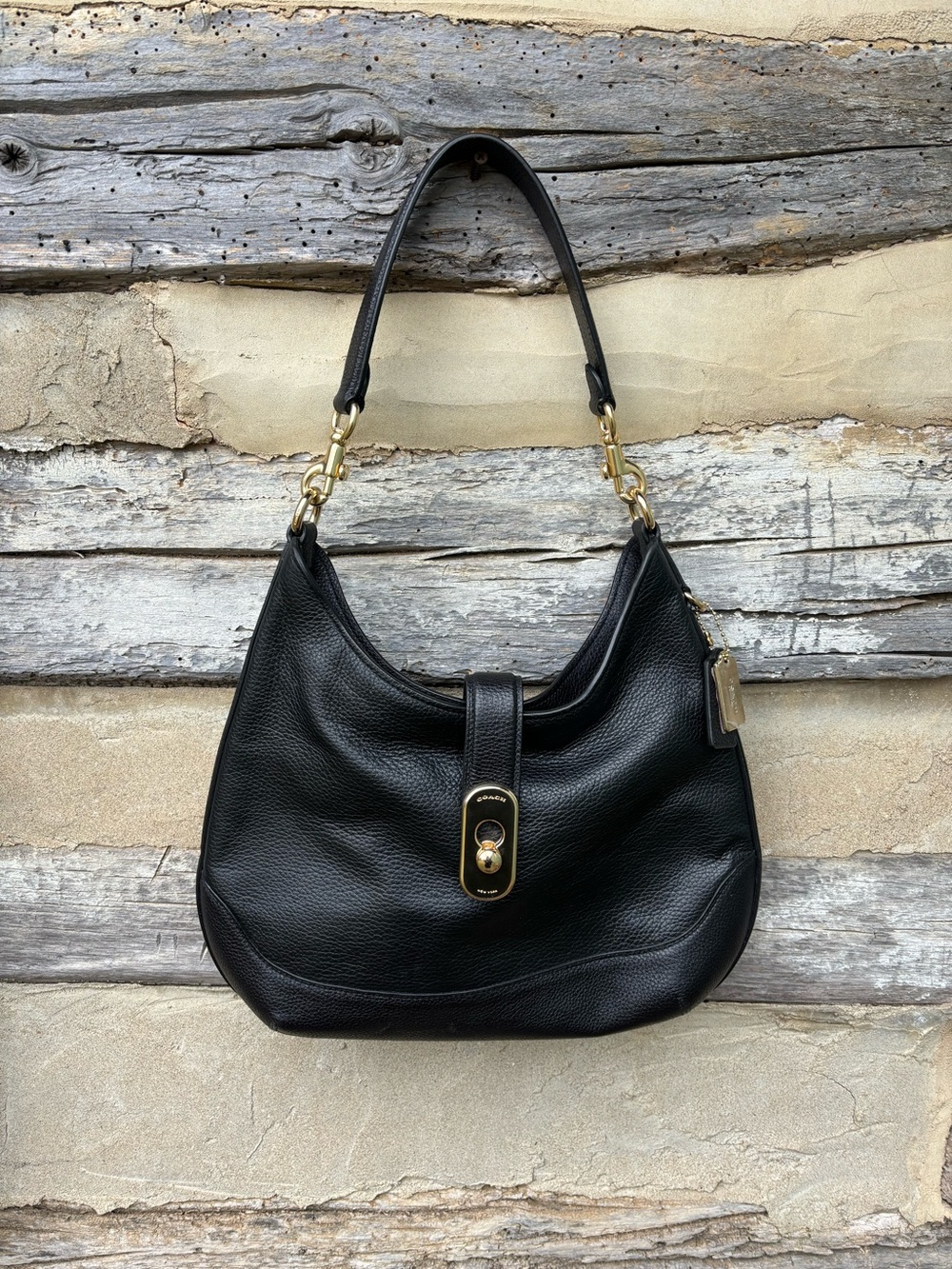 Coach Outlet Amber Soft Black Pebbled Leather Hobo Shoulder Bag Gold Hardware